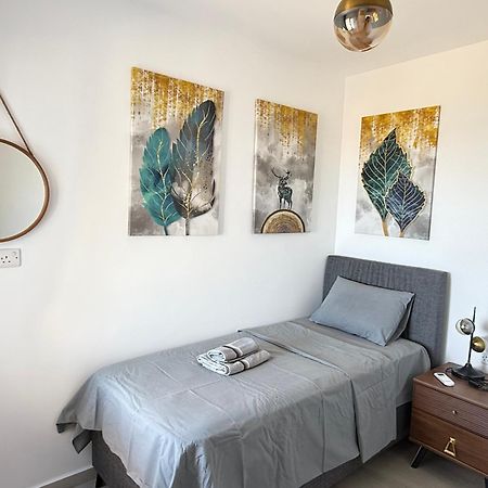 Relaxing Penthouse Suites By The Sea Vokolidha 外观 照片