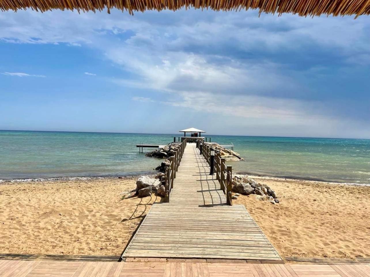 Relaxing Penthouse Suites By The Sea Vokolidha 外观 照片