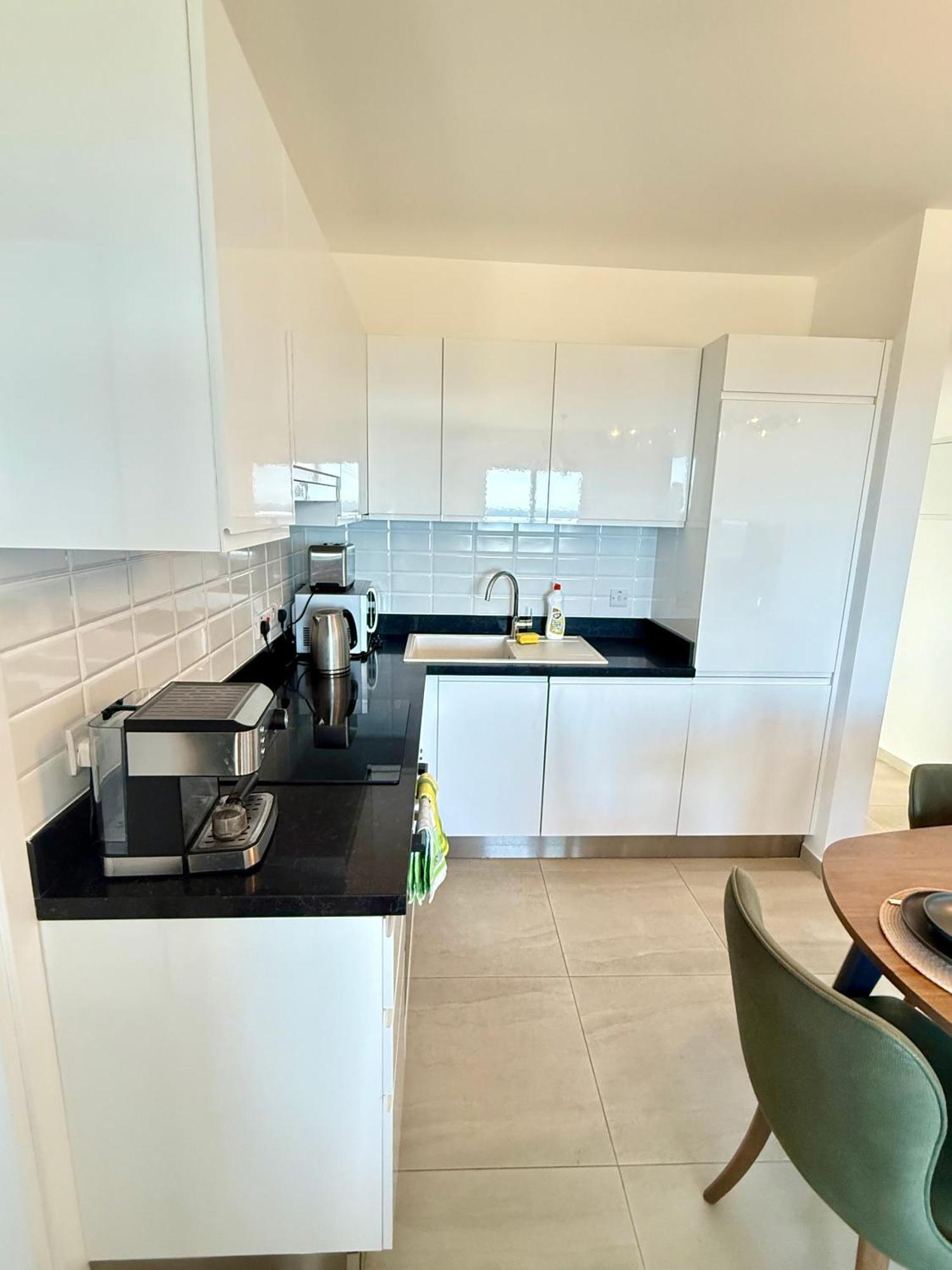 Relaxing Penthouse Suites By The Sea Vokolidha 客房 照片