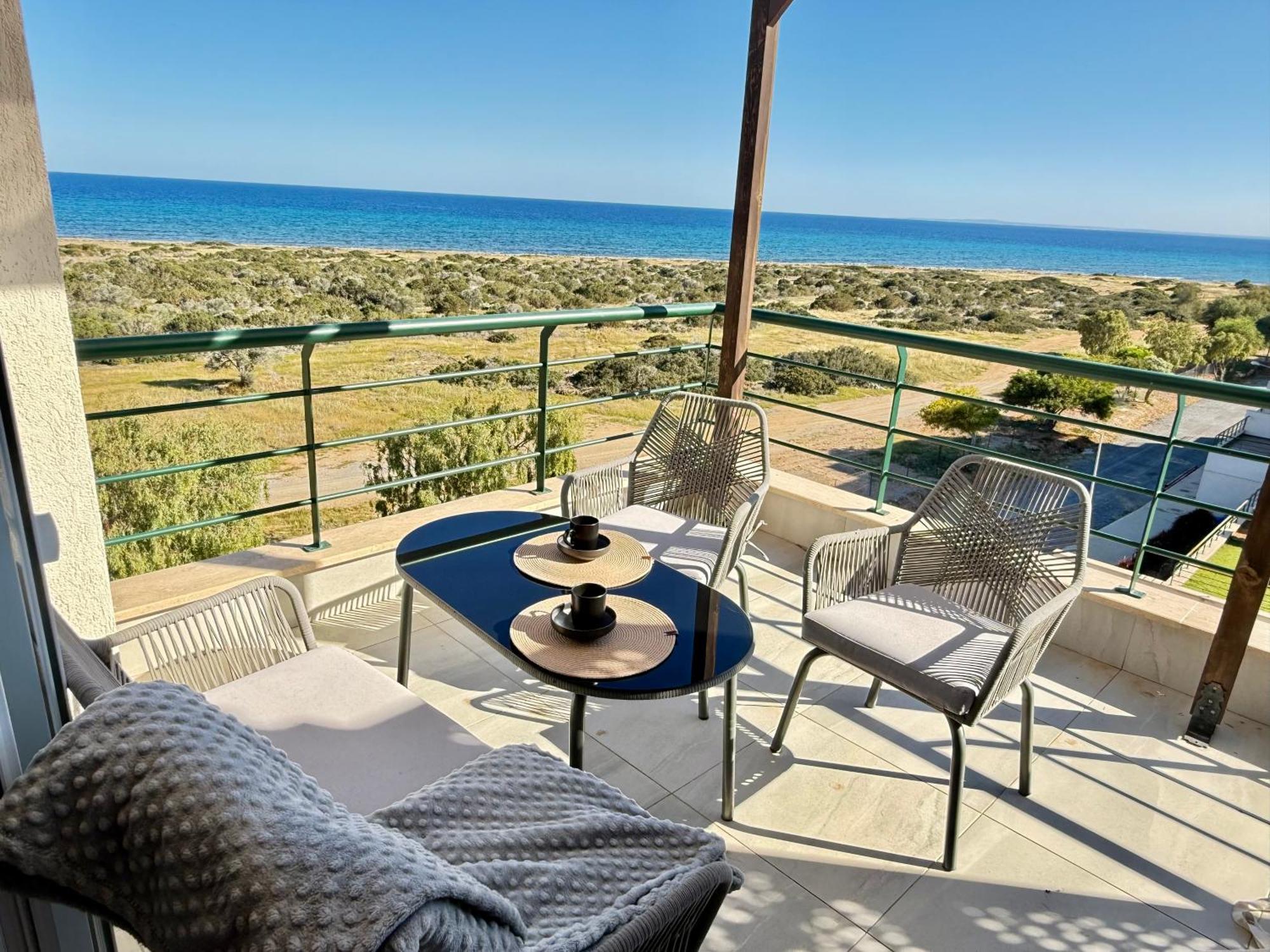 Relaxing Penthouse Suites By The Sea Vokolidha 外观 照片